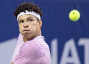 开云体育-关于杰出球员再次刷新个人纪录，成为焦点的信息