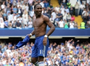 开云体育下载-阿圭罗刷新纪录之夜，曼联最后时刻绝杀韩国球队的传奇逆转