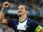 开云APP-逆转的艺术，从蒙特卡洛到美网，纳达尔如何以领袖之肩扛起全队荣光