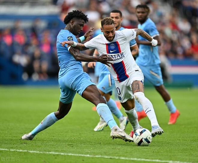 100T翻盘HLE,Nemesis送出助攻 100T翻盘HLE,Nemesis送出助攻