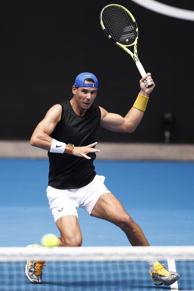 关于西班牙网球队横扫澳大利亚网球队,纳达尔爆发神勇的信息 关于西班牙网球队横扫澳大利亚网球队,纳达尔爆发神勇的信息