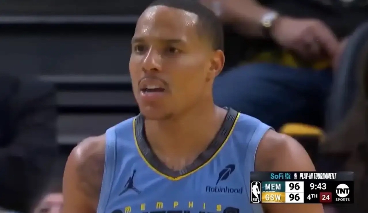 灰熊横扫墨西哥男篮,贝弗利送出助攻的简单介绍 灰熊横扫墨西哥男篮,贝弗利送出助攻的简单介绍