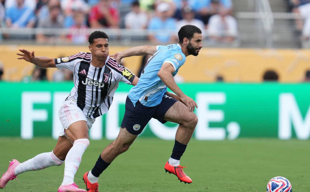 曼城豪取胜利,全胜成功晋级下一轮比赛的简单介绍 曼城豪取胜利,全胜成功晋级下一轮比赛的简单介绍