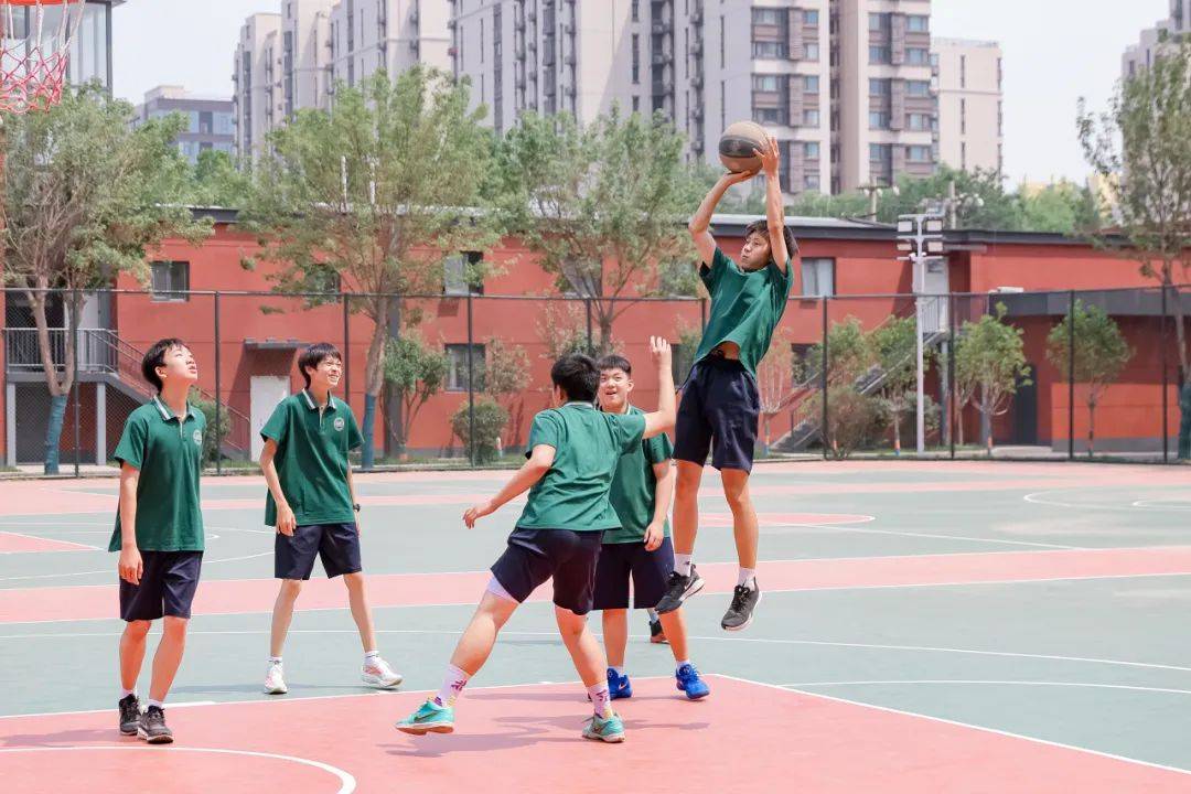 正名师篮球赛助力当地学校发展的简单介绍 正名师篮球赛助力当地学校发展的简单介绍
