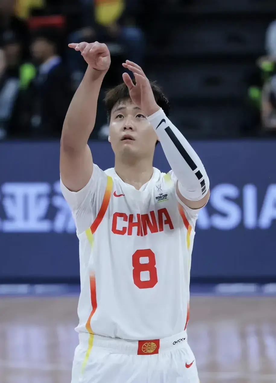 CBA比赛中一位球员实现了历史突破的简单介绍 CBA比赛中一位球员实现了历史突破的简单介绍