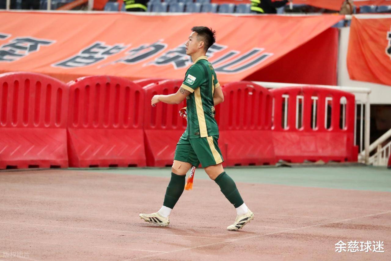 浙江绿城大胜取得胜利,豪取3分 浙江绿城大胜取得胜利,豪取3分