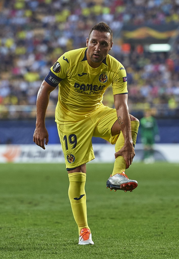 关于比利亚雷亚尔客场逼平埃瓦尔，保持不败战绩的信息