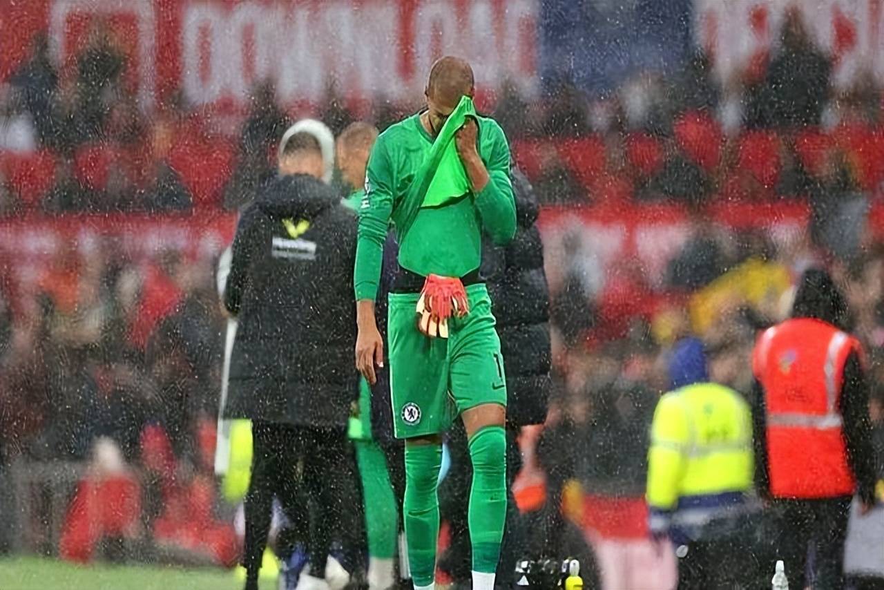 关于红牌下场!切尔西大将被罚下,影响全场比赛的信息 关于红牌下场!切尔西大将被罚下,影响全场比赛的信息