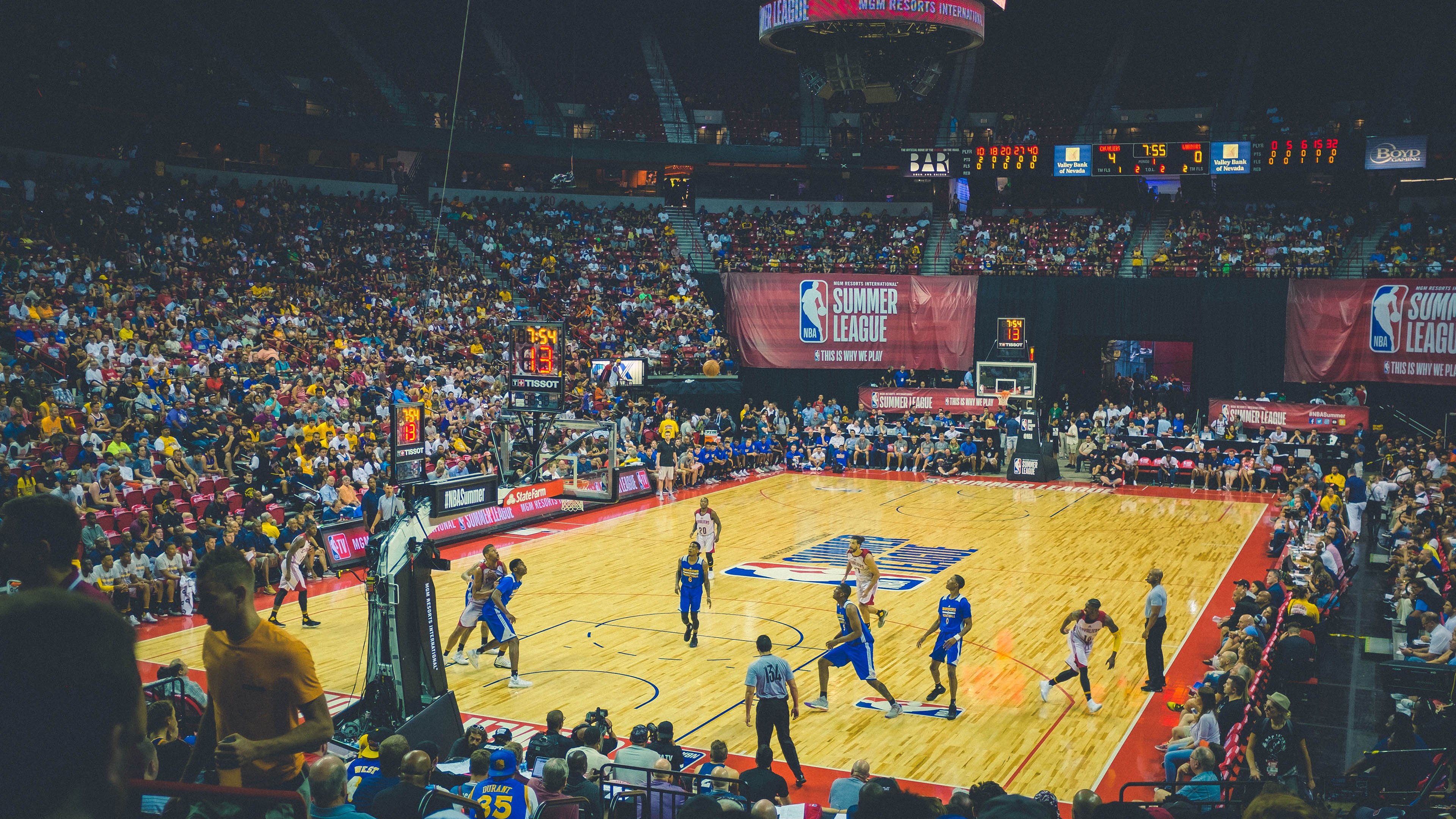 北非雄鹰展翅破格子军，穆勒一锤定音书写传奇