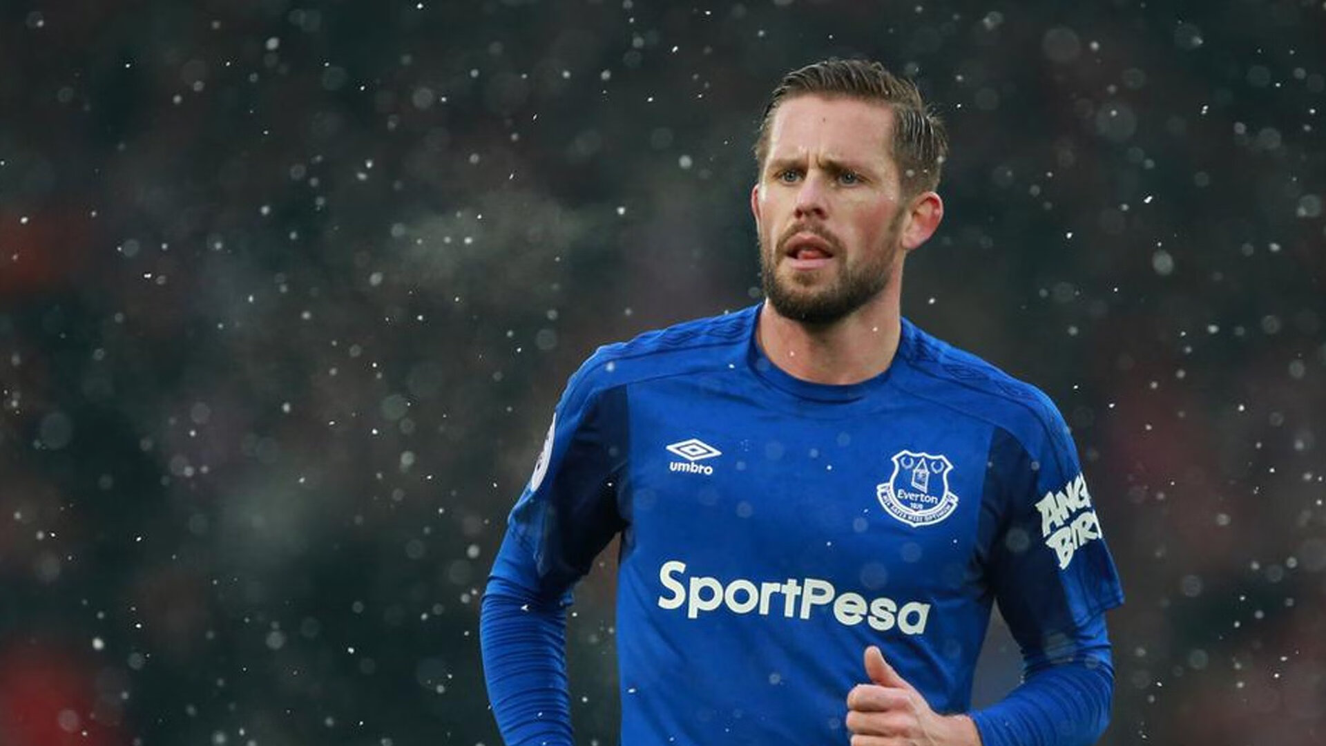 阿圭罗生涯之夜璀璨如星,西班牙铁血淘汰芬兰晋级